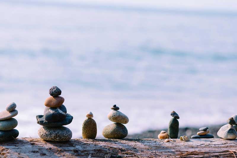 balancing-rocks-each-other-beach-mod